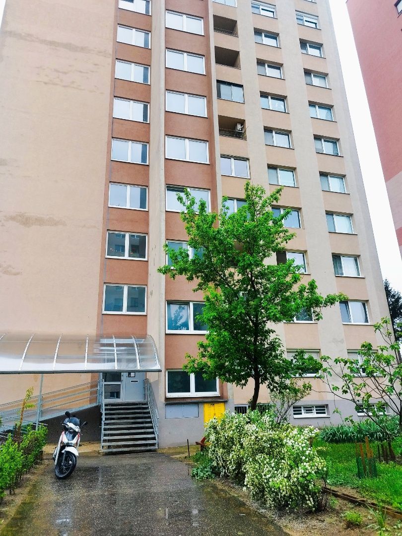 REZERVOVANÝ! 1 izbový byt v pôvodnom stave, Korytnícka ulica - Podunajské Biskupice