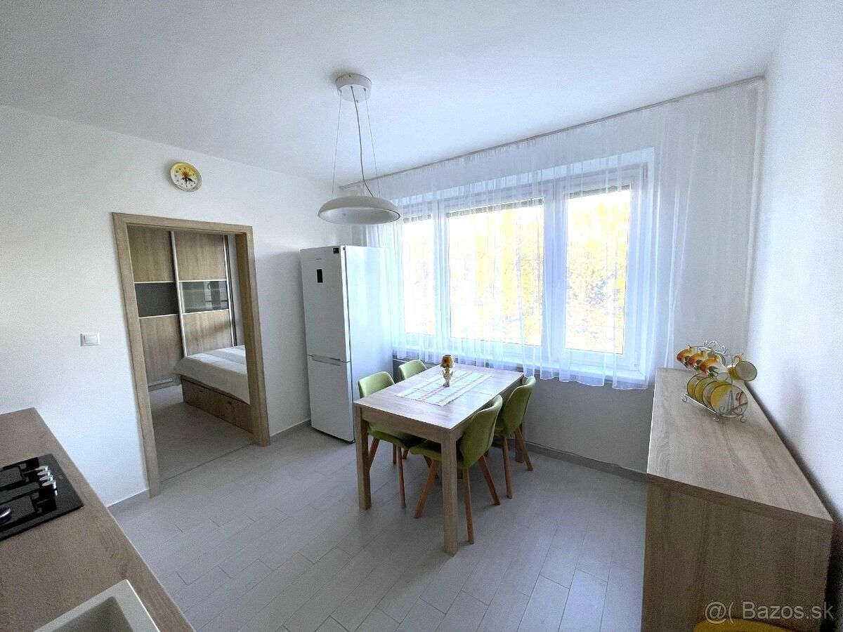 1 izb. byt s balkónom rekonštrukcia Banská Bystrica prenájom