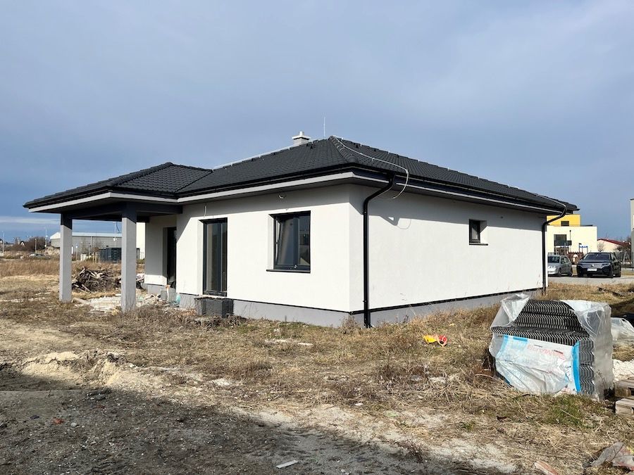Nádherné nové domy v srdci Kvetoslavova!