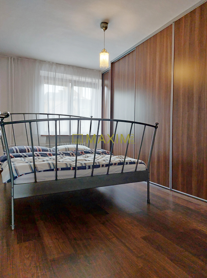 V tehlovom dome 3 izbový byt na Velehradskej ulici v Bratislave – Nivy 500 bytov