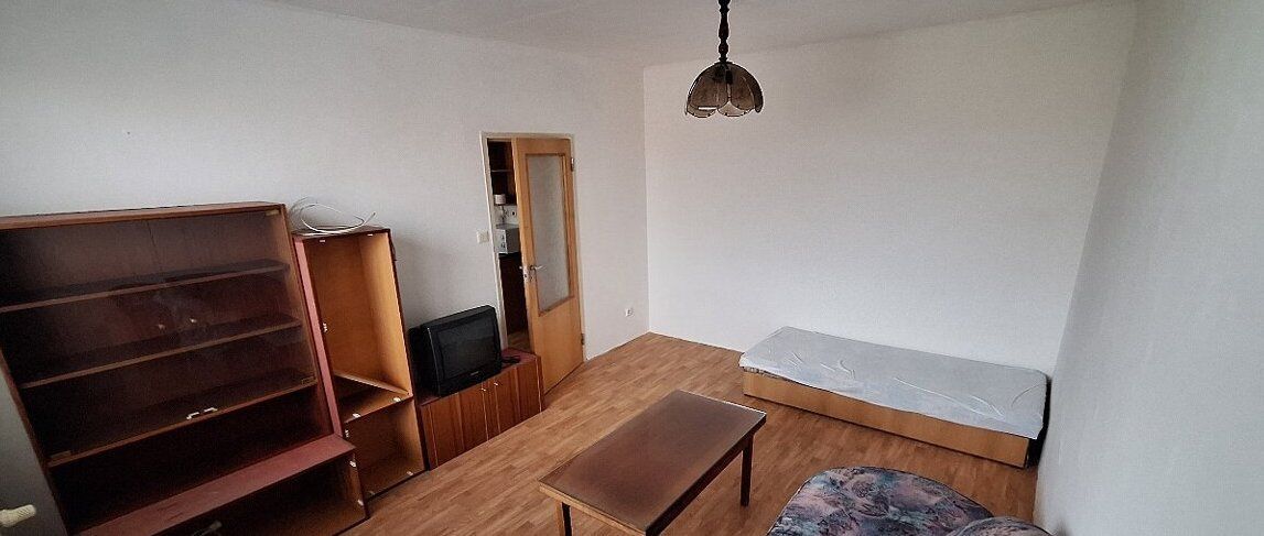1- izbový byt v obci Rohožník na ulici Školské námestie