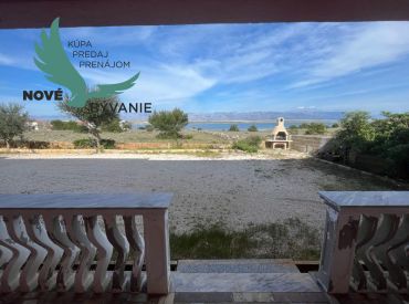 Apartmán s výhľadom na more na ostrove Vir v Chorvátsku