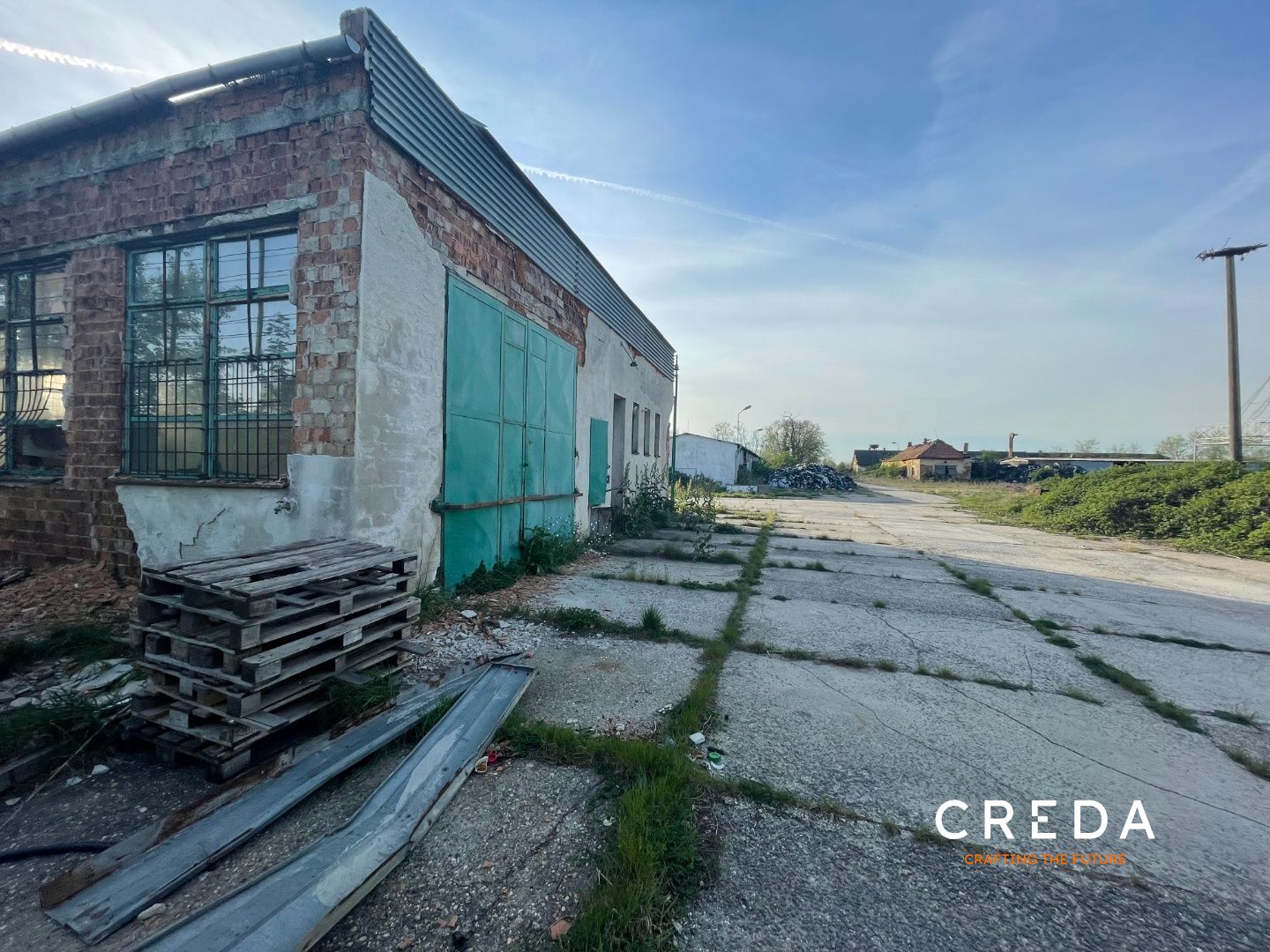 CREDA | predaj 92 120 m2 priemyselný areál, Palárikovo