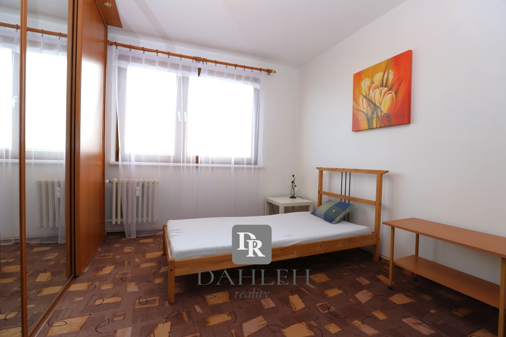 DAHLEH - Na prenájom priestranný 4 - izbový byt vo Vrakuni