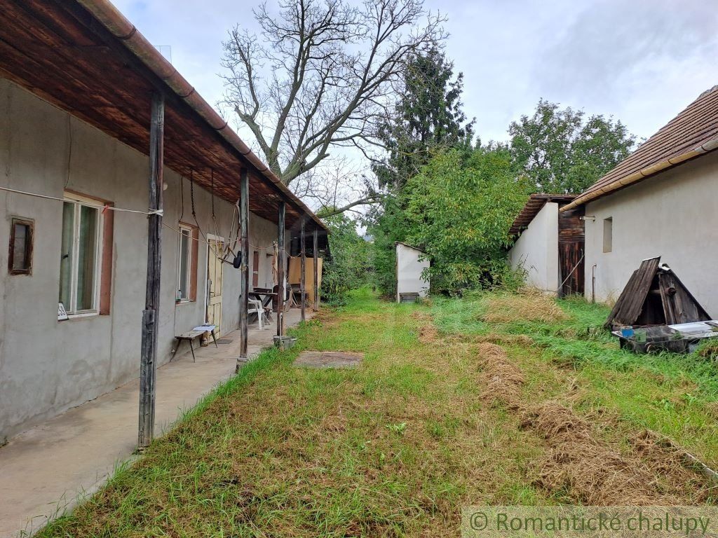 Predaj pôvodného vidieckeho domu v Nitrianskej Blatnici s 9-árovým pozemkom