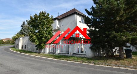 Kuchárek-real: EXKLUZÍVNE:Predáme rodinný dom v Pezinku pri parku.