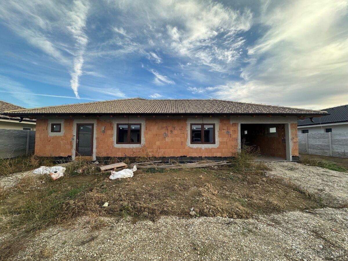 Rodinný dom-Predaj-Košúty-225000.00 €