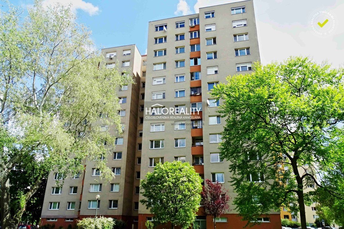 HALO reality - Predaj, trojizbový byt Bratislava Petržalka, Zrkadlový háj, Romanova - EXKLUZÍVNE HALO REALITY