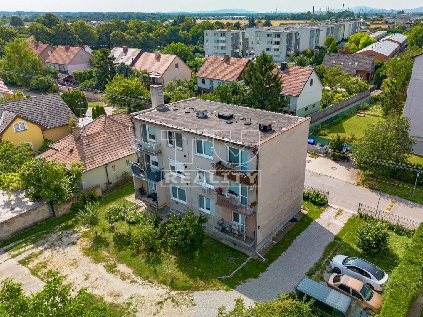 TU reality ponúka na predaj investičnú príležitosť - strecha na nadstavbu - 133 m², na pozemku 280 m².