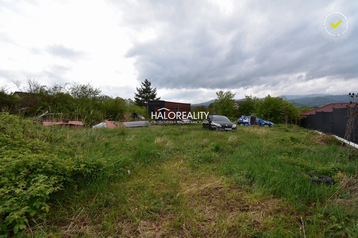 HALO reality - Predaj, pozemok pre rodinný dom   802 m2 Prievidza, Sídlisko Kopanice