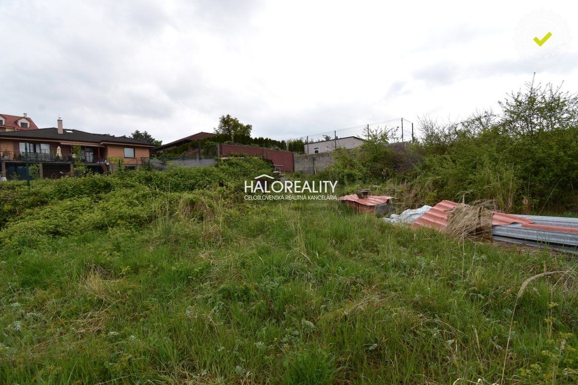 HALO reality - Predaj, pozemok pre rodinný dom   802 m2 Prievidza, Sídlisko Kopanice