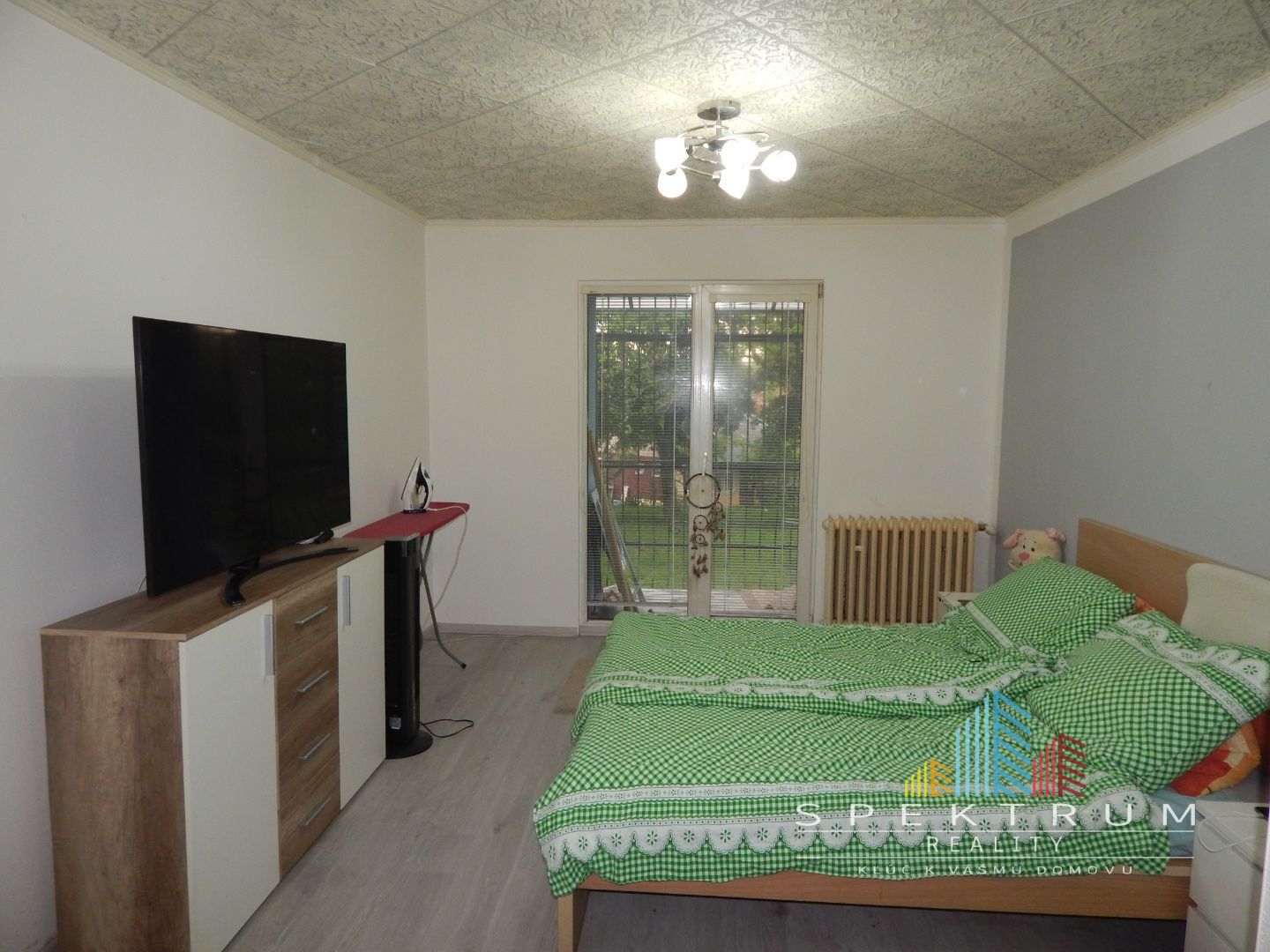SPEKTRUM REALITY- Na Predaj 2-izbový byt, 53.86 m2 s balkónom, okres Žiar Nad Hronom
