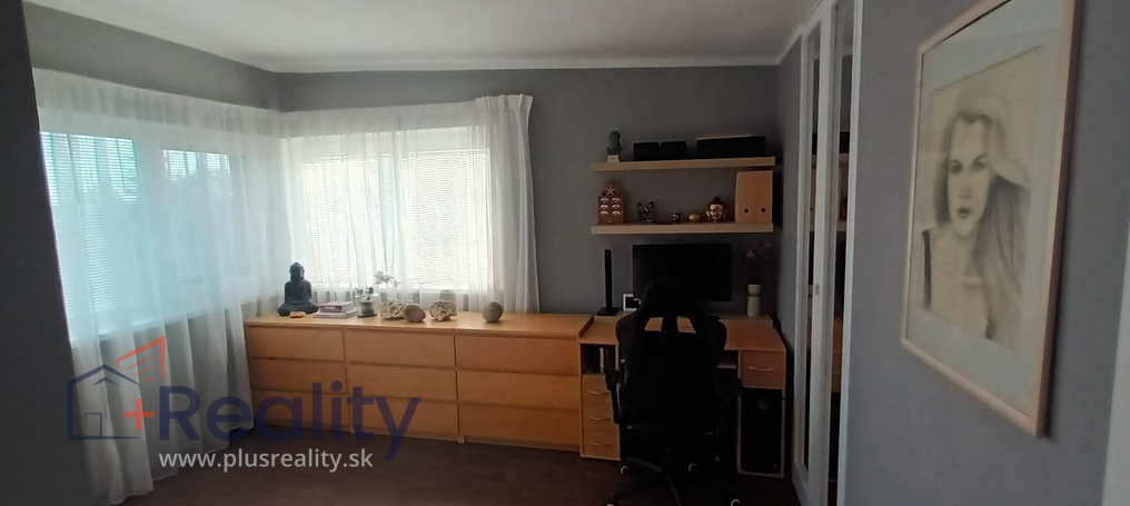Galéria: PLUS REALITY I  Celoročne obývateľná chata v obci Miloslavov na predaj! 