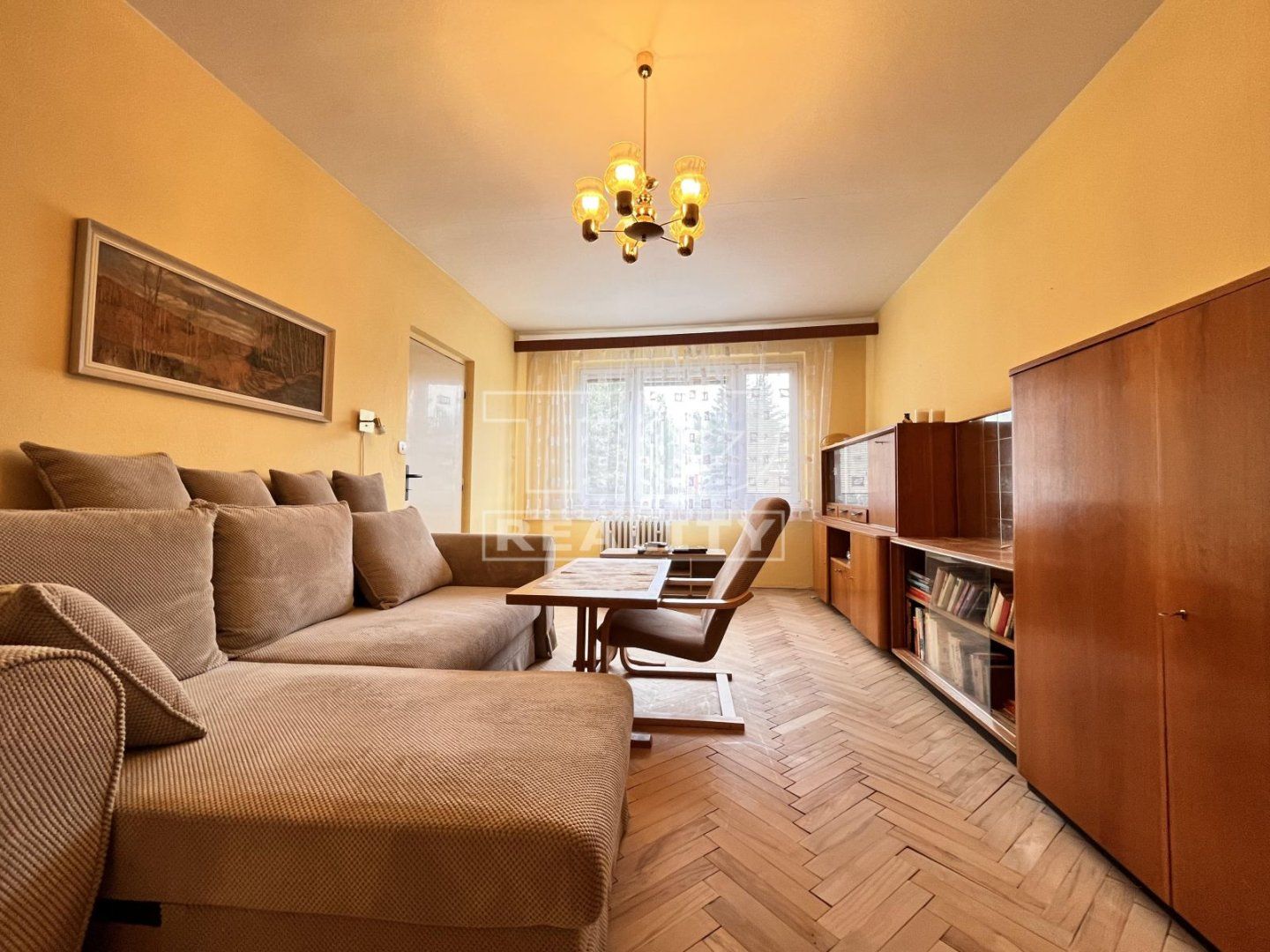 TUreality ponúka na predaj veľký 2,5i byt na Zlatom potoku o výmere 65 m²