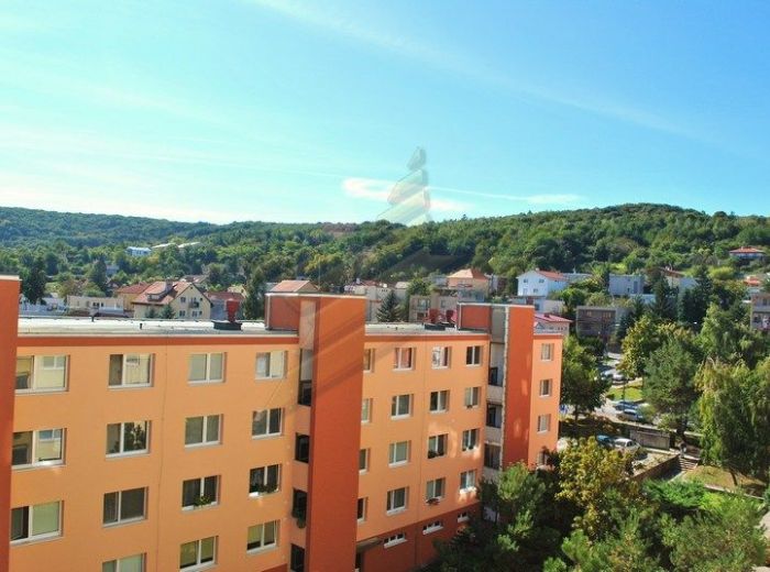 PREDANÉ - CABANOVA, 4-i byt, 83 m2 - pôvodný stav, TICHÁ, PRÍJEMNÁ LOKALITA BLÍZKO LESA
