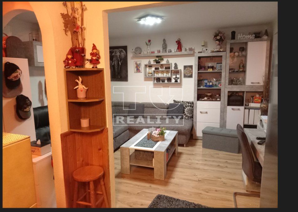 EXKLUZÍVNE ponúkame na predaj 3 izb. byt , po kompletnej rekonštrukcií o rozlohe 58 m2, Košice-Šaca.
