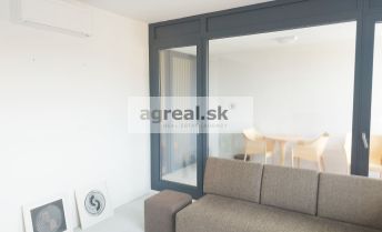 1-bedroom apartment with parking on Uhrová Street in Kramáre (available 5.1.2025)