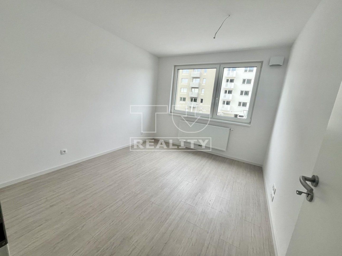 Na predaj 2-izbový byt s balkónom v novostavbe Ovocné sady, Bratislava, 57 m2