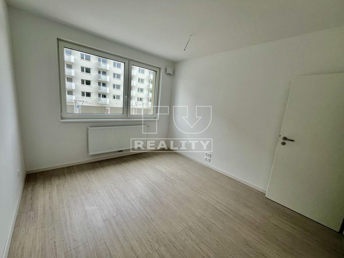 Na predaj 2-izbový byt s balkónom v novostavbe Ovocné sady, Bratislava, 57 m2