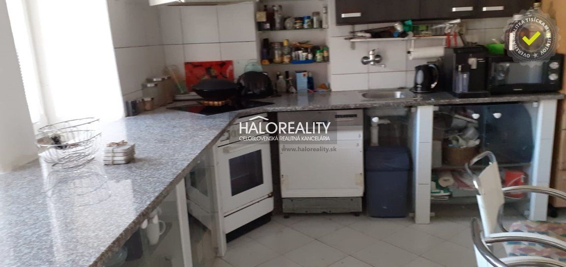 HALO reality - Predaj, rodinný dom Horná Ves, s garážou - EXKLUZÍVNE HALO REALITY