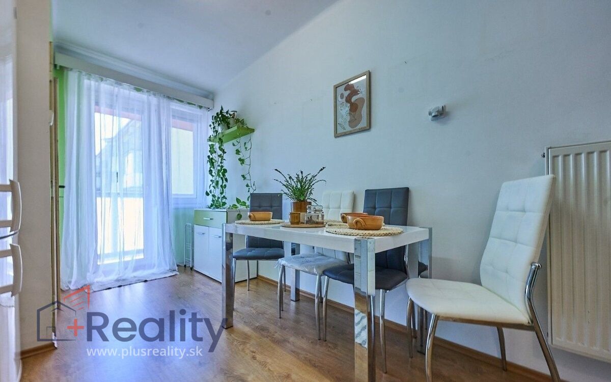Galéria: PLUS REALITY I Krásny 2 izbový byt v mestskej časti Bratislava Ružinov časť Trnávka na predaj! 