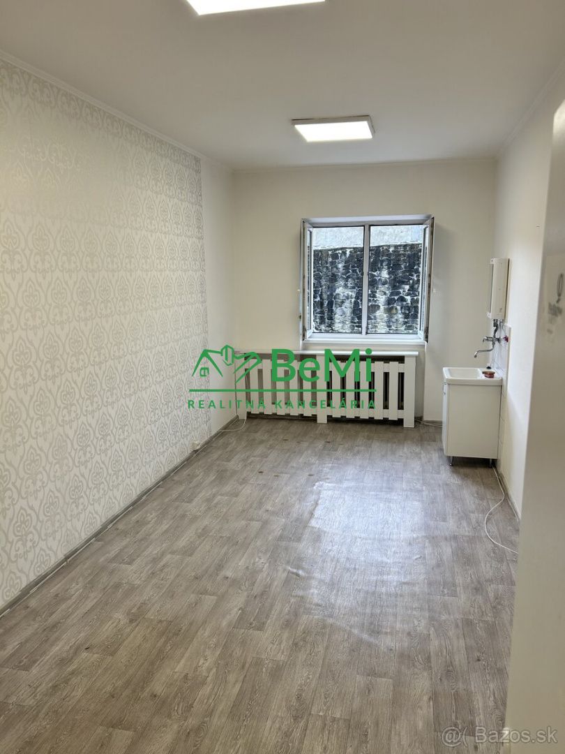 Polyfunkčný objekt-Prenájom-Bardejov-250.00 €