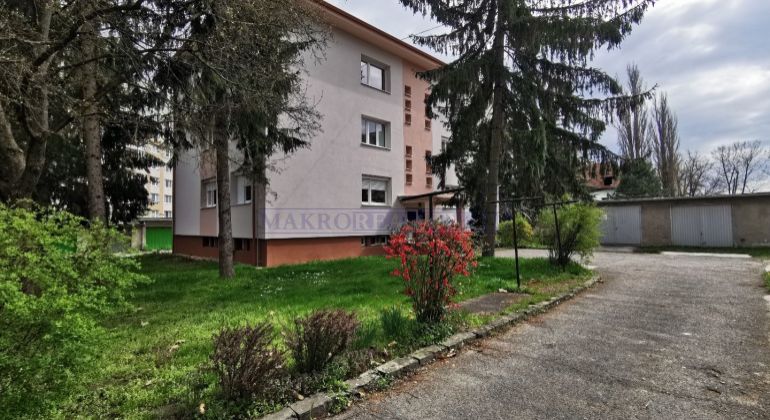 Lučenec 3 izbový byt, vlastné kúrenie, lokalita ID 2221