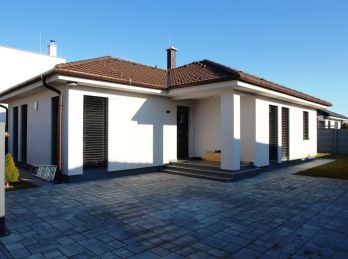 BA II. Podunajské Biskupice- nový bungalov so záhradou