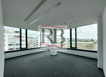 Moderne kancelárske priestory v Reding Tower 2, Račianska ulica, 220 m2