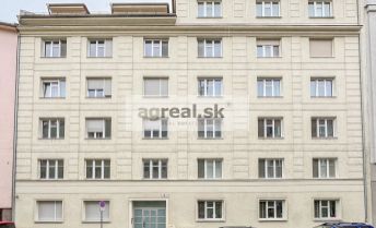 Staromestský 3-izbový byt 98,26 m² - Medená ulica, 3.posch., centrum