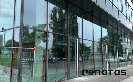 RENATAS - Predaj výkladového obchodného priestoru Prístavná