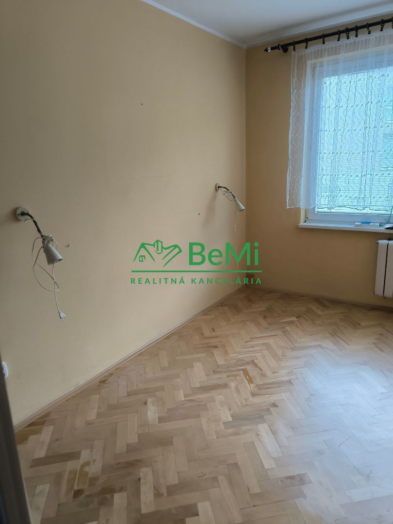 4 izbový byt Považská Bystrica, 84m2  112-114-PEMO