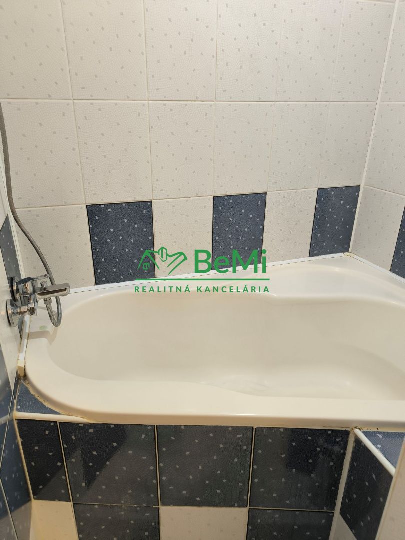 4 izbový byt Považská Bystrica, 84m2  112-114-PEMO