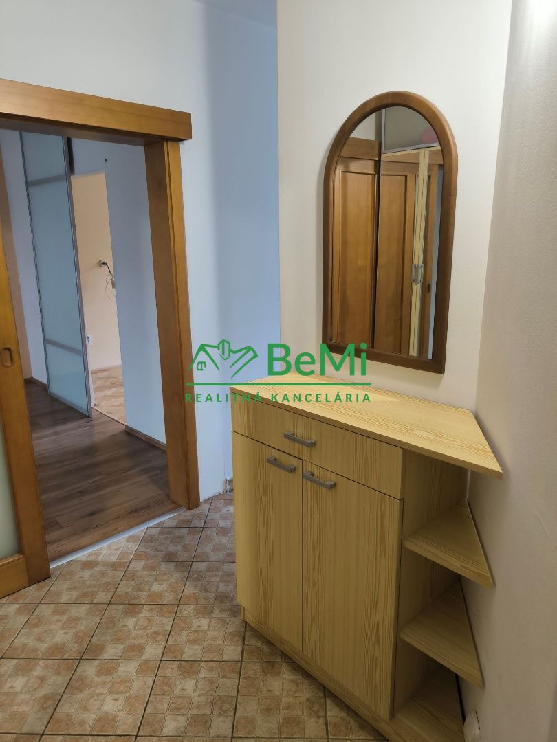 4 izbový byt Považská Bystrica, 84m2  112-114-PEMO