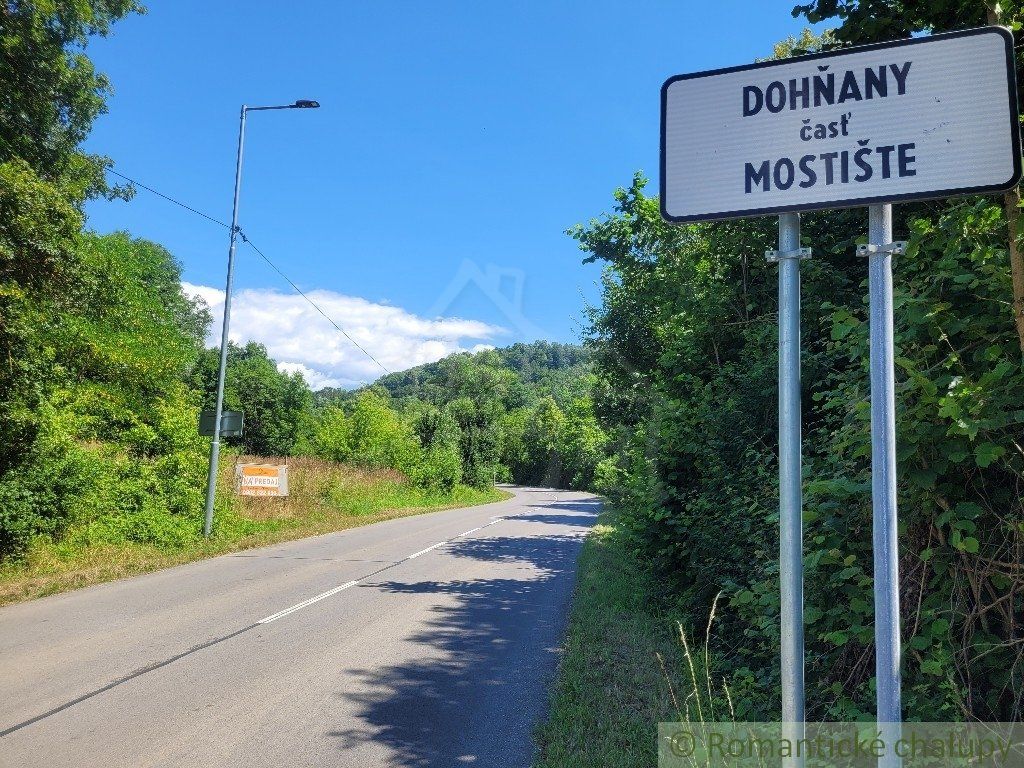 Pozemok na stavbu domu v prirodnom prostredí na okraji obce Dohňany - Mostište pri Púchove