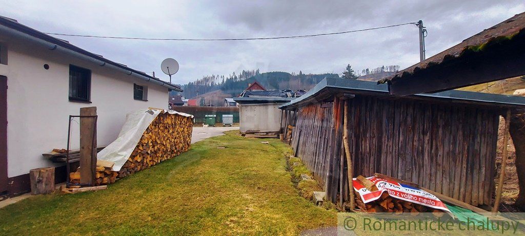 Polyfunkčné zariadenie pohostinstva a potravín Čierny Balog- Komov.