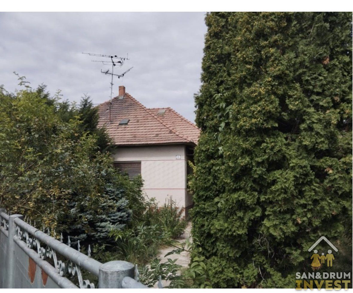 Rodinný dom-Dražba-Holice-149000.00 €