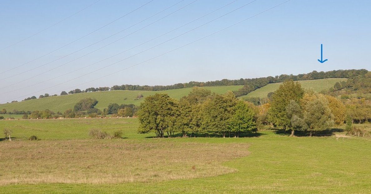 Slnečný takmer hektárový pozemok (9410m²) v k.ú. Kuchyňa s nádherným panoramatickým výhľadom na Rakúsko