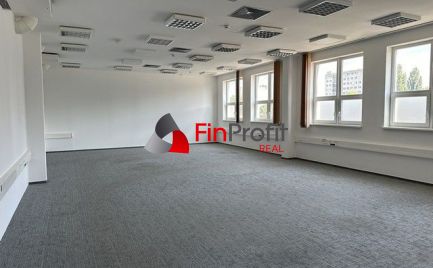 Na prenájom uzavretý blok kancelárií vo vysokom štandarde o výmere 570 m2 v Petržalke.
