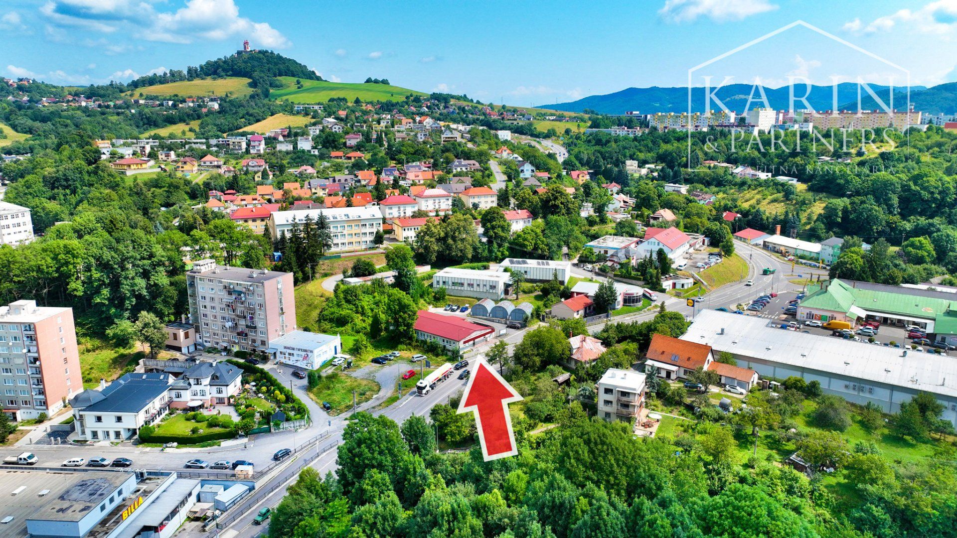 Budova na kancelárske a obchodné účely Banská Štiavnica