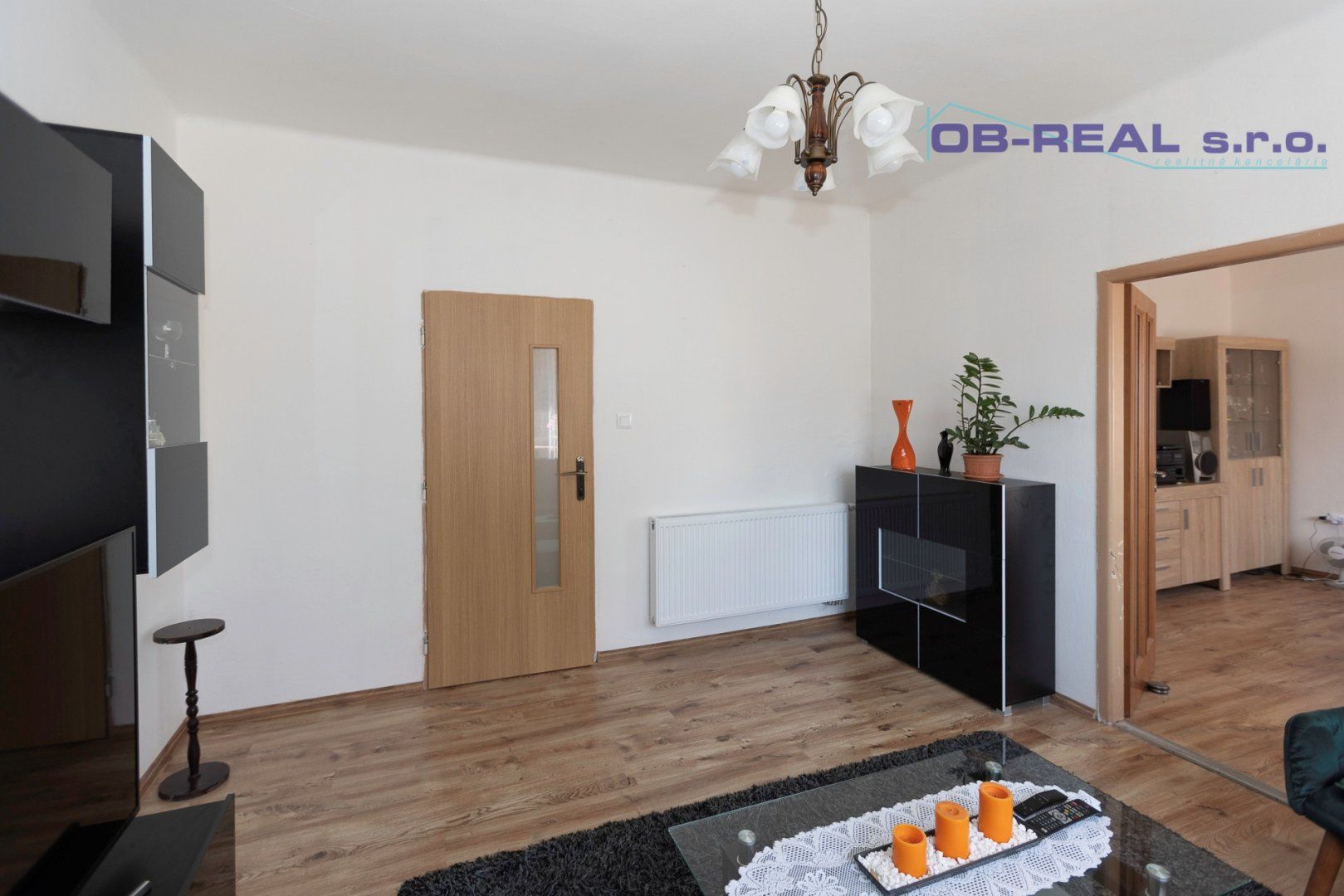 Predaj rekonštr. 3izb RD 111m2 + sklady 79m2 pozemok 800m2.