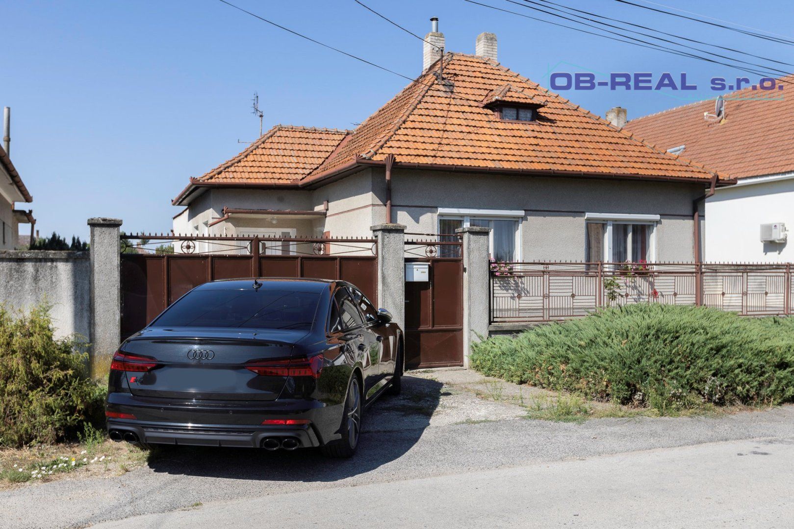 Predaj rekonštr. 3izb RD 111m2 + sklady 79m2 pozemok 800m2.