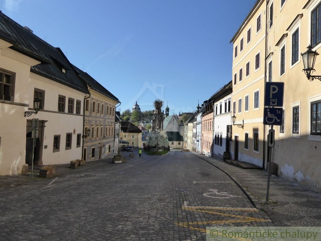 Veľký 5-izbový rodinný dom v centre Banskej Štiavnice