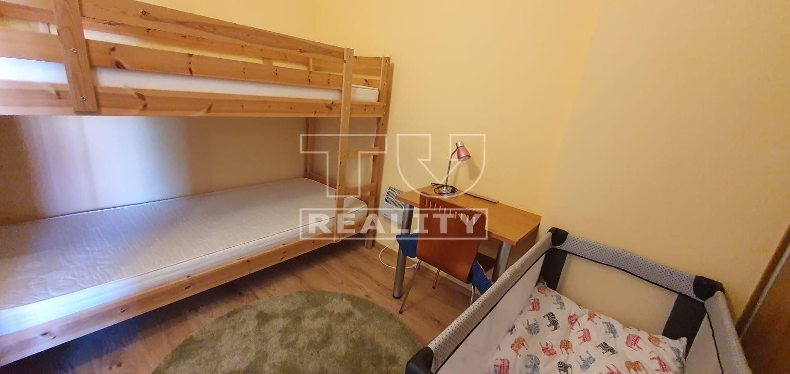 !!! Krásny apartmán v priamom centre Donovalov s garážovým státím - 49,40 m2!!!