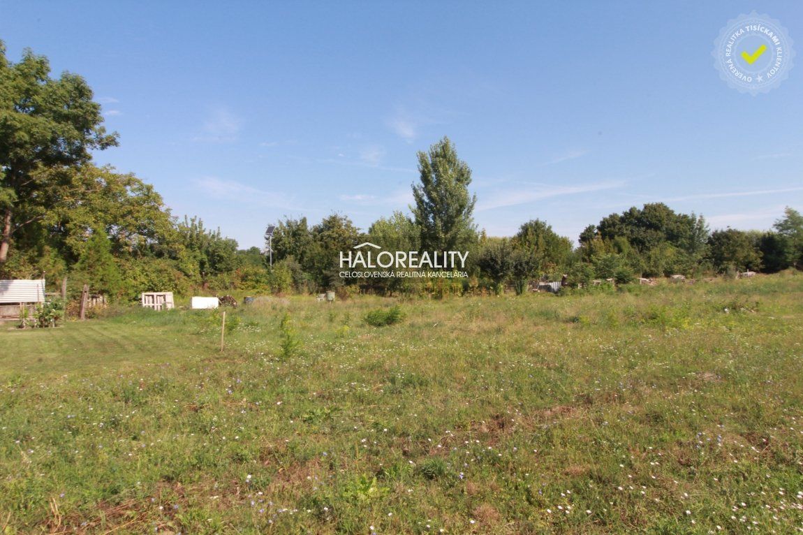 HALO reality - Predaj, pozemok pre rodinný dom   1436 m2 Horné Saliby - ZNÍŽENÁ CENA