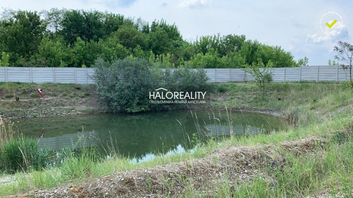 HALO reality - Predaj, pozemok pre rodinný dom   4093 m2 Veľké Úľany, Ekoosada