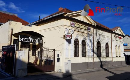Predám budovu v centre mesta Nitra - penzión s reštauráciou a samostanou prevádzkou kaviarne.