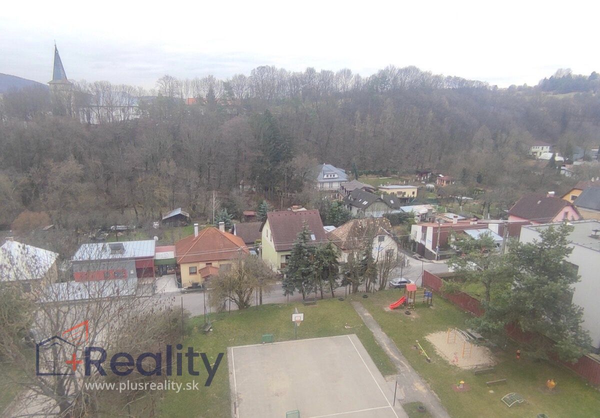 Galéria: PLUS REALITY I 4 izbový byt s balkónom v mestskej časti Banská Bystrica Radvaň na predaj! 