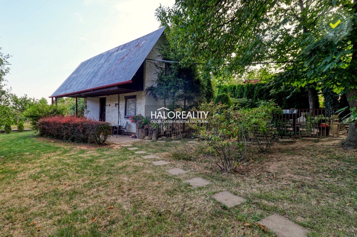 HALO reality - Predaj, pozemok pre rodinný dom   931 m2 Nové Mesto nad Váhom, Dubčekova ulica - EXKLUZÍVNE HALO REALITY