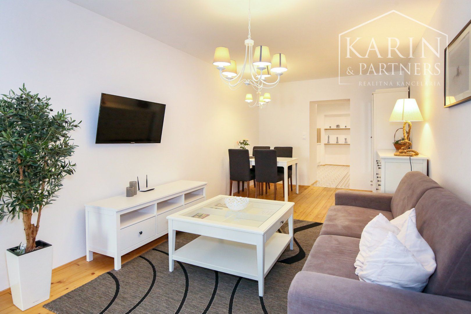 REZERVOVANÉ-zabehnuté apartmány v centre, Banská Štiavnica